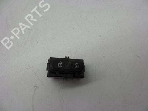 Used Switch Switch VOLVO V40 Cross Country (526) T3 (152 hp) 18621207 18621207
