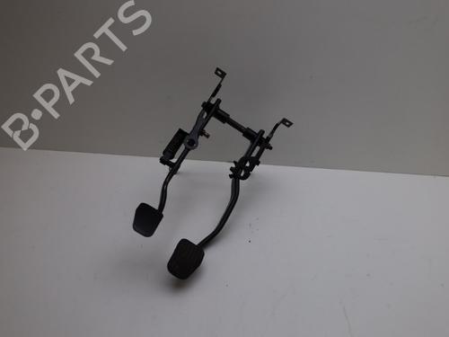 Used Pedal VOLVO V70 I (875, 876) 2.4 (140 hp) 18638606