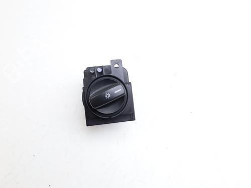 Used Headlight switch Headlight switch MERCEDES-BENZ A-CLASS (W169) A 170 (169.032, 169.332) (116 hp) 31259660 31259660