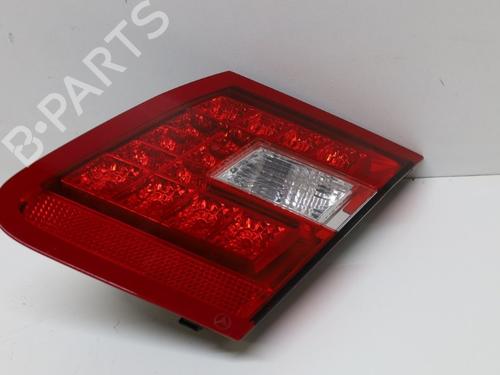 Used Right taillight Right taillight MERCEDES-BENZ E-CLASS (W212) E 350 CGI (212.057) (292 hp) 40532760 40532760