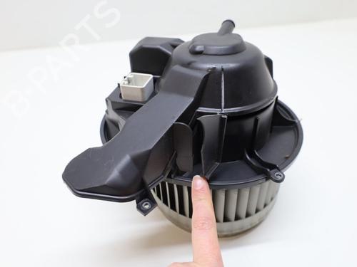 Used Heater blower motor Heater blower motor VOLVO XC90 I (275) 2.5 T AWD (209 hp) 33846813 33846813