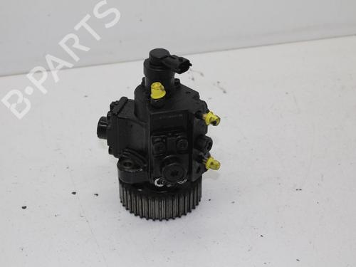 Used Injection pump Injection pump SAAB 9-3 Estate (E50) 1.9 TiD (150 hp) 18611909 18611909