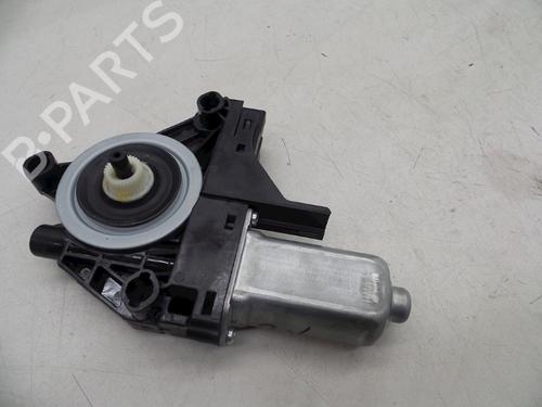 Used Electronic module Electronic module VOLVO XC60 I SUV (156) 2.4 D / D3 / D4 AWD (163 hp) 18614024 18614024
