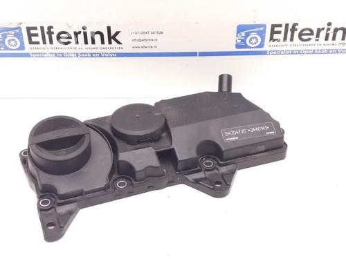 Used Valve cover VOLVO V90 II Cross Country (236) T5 AWD (250 hp) 18634720
