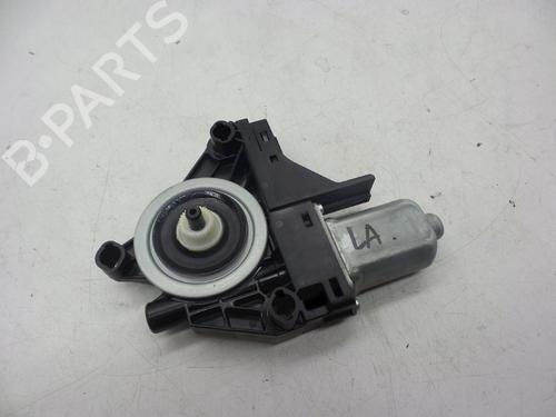 Used Electronic module Electronic module VOLVO XC60 I SUV (156) D5 AWD (185 hp) 18618702 18618702