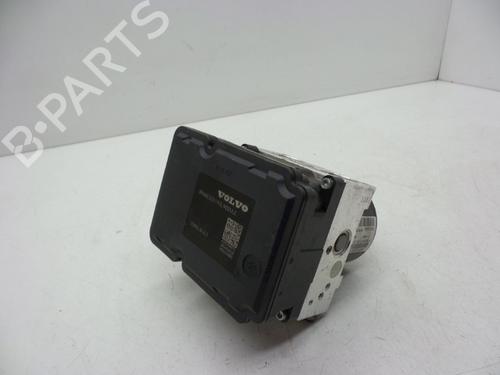 Used ABS pump VOLVO V40 Hatchback (525) T3 GTDi (150 hp) 18622567