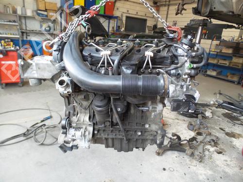 Used Engine Engine VOLVO V50 (545) D5 (179 hp) 18637050 18637050