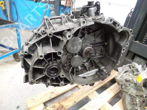 Gearkasse VOLVO S60 I (384) D5 (163 hp) 29005724