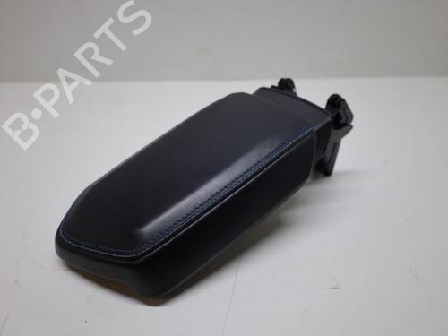Used Armrest / Center console Armrest / Center console LYNK & CO 01 PHEV (261 hp) 35897299 35897299