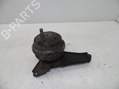 Used Engine mount Engine mount VOLVO 740 (744) 2.4 TD (113 hp) 18614215 18614215