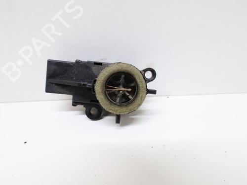 Used Display monitor Display monitor VOLVO V70 III (135) 2.0 D (136 hp) 32520003 32520003