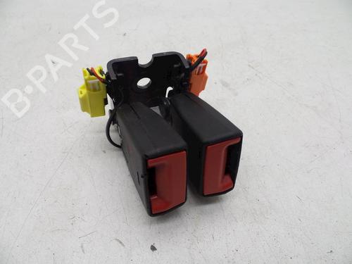 Used Seat buckle VOLVO S60 II (134) DRIVe / D2 (114 hp) 18614563