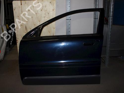 Used Left front door VOLVO XC70 I Cross Country (295) 2.4 T XC AWD (200 hp) 18611013