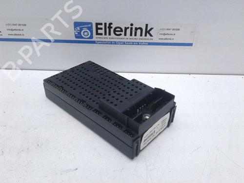 Used Fuse box Fuse box VOLVO V70 II (285) 2.4 (140 hp) 18633092 18633092