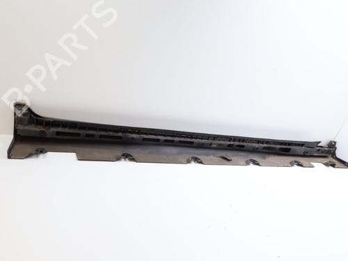 Left sideskirt MERCEDES-BENZ GLC (X253) 250 4-matic (253.946) | BP29005781C115 