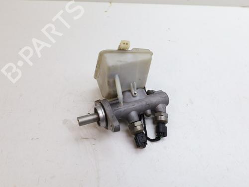 Used Brake master cylinder VOLVO S60 I (384) 2.4 (170 hp) 25775074