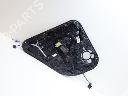 Used Rear left window mechanism Rear left window mechanism LYNK & CO 01 PHEV (261 hp) 18637847 18637847