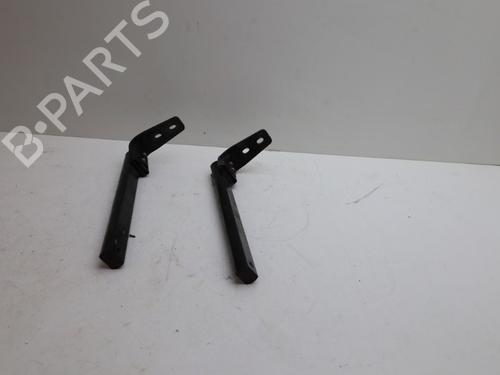 Støtte VOLVO XC40 (536) Recharge (252 hp) 32228961