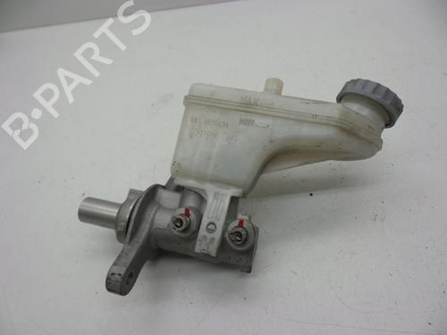 Used Brake master cylinder OPEL AGILA B (H08) 1.2 (F68) (86 hp) 18622258