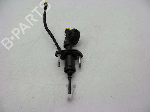 Used Clutch slave cylinder Clutch slave cylinder 18620437 18620437