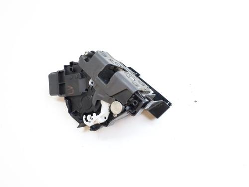 Used Front left lock Front left lock VOLVO C30 (533) 1.6 (100 hp) 21844042 21844042