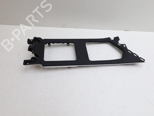 Used Middle console Middle console 37201796 37201796
