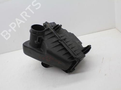 Used Air filter box VOLVO V70 III (135) 2.0 D (136 hp) 18613186