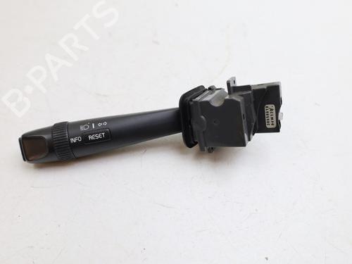 Comutador piscas / escovas Comutador piscas / escovas VOLVO V70 II (285) D5 (163 hp) 34624753 34624753