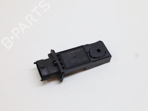 Used Mass air flow sensor Mass air flow sensor 18637743 18637743