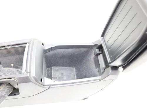 Middle console VOLVO V70 II (285) 2.4 | BP31259630I22