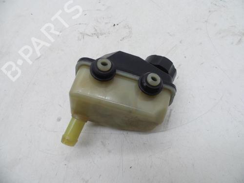 Used Power steering reservoir VOLVO V50 (545) 1.6 D (110 hp) 18639669