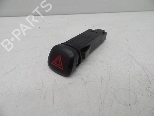 warning-switch-volvo-v40-hatchback-525-d2-9123682-2012-2013-2014-2015-2016-2017-2018-2019-18615581 main image