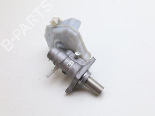 Brake master cylinder VOLVO V60 I Cross Country (157) D4 | BP23193520M77 