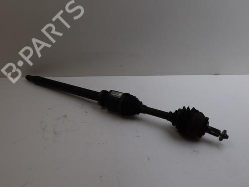 right-front-driveshaft-volvo-v70-ii-285-d5-825205630783109p30783109-1999-2000-2001-2002-2003-2004-2005-2006-2007-2008-18949323 main image