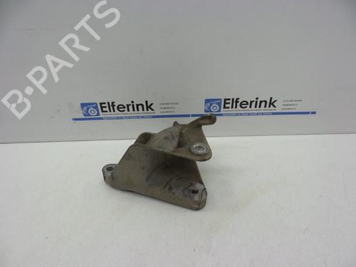 Used Engine mount Engine mount 18627894 18627894