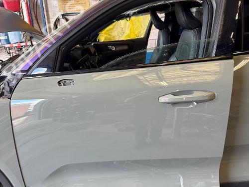 Used Left front door Left front door VOLVO XC40 (536) Recharge AWD (408 hp) 34138227 34138227