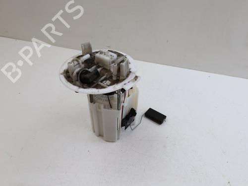 Used Fuel pump MERCEDES-BENZ CLA Coupe (C117) CLA 180 (117.342) (122 hp) 27623582