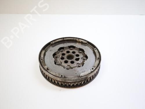 Used Flywheel MERCEDES-BENZ VITO Van (W447) 111 CDI (447.601, 447.603, 447.605) (114 hp) 22432732