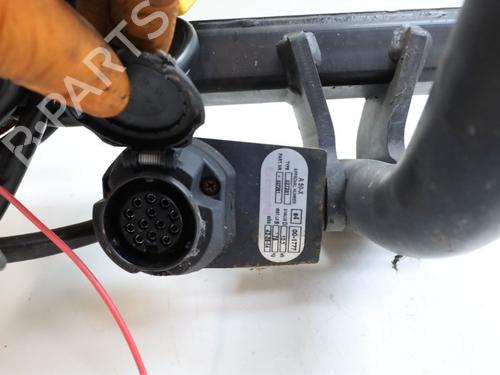 Kule for tilhengerfeste/Mekanisme VOLVO V70 II (285) D5 | BP28306168C141 