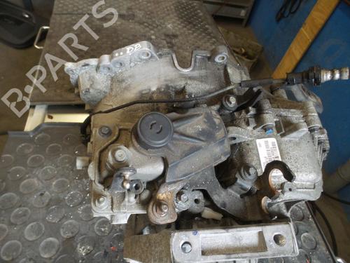Used Gearbox VOLVO V70 III (135) 2.4 D (163 hp) 18637055