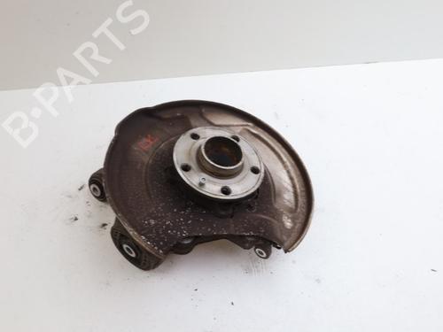 Used Right rear steering knuckle VOLVO V60 II (225) D3 (150 hp) 29053299