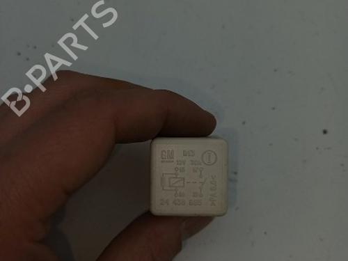 Used Electronic sensor Electronic sensor SAAB 9-3 (YS3F, E79, D79, D75) 1,8t (150 hp) 18609323 18609323