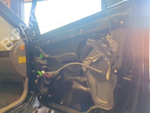 Right front door VOLVO XC90 I (275) T6 AWD | BP18639335C3 
