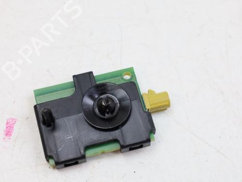 Used Antenna/Base Antenna/Base MERCEDES-BENZ A-CLASS Saloon (V177) A 250 e (177.186) (218 hp) 27238912 27238912