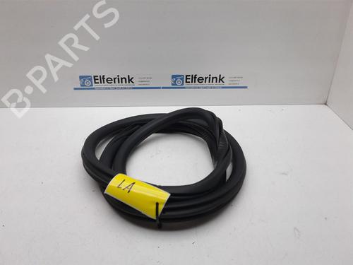 Used Rubber door seal OPEL CORSA F (P2JO) 1.2 (68) (101 hp) 18629157