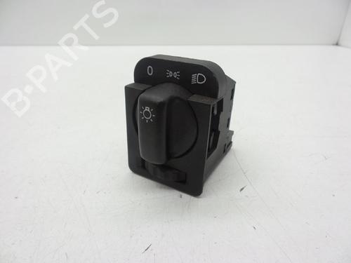 Used Headlight switch Headlight switch OPEL CORSA B (S93) 1.2 i (F08, F68, M68) (45 hp) 18624825 18624825