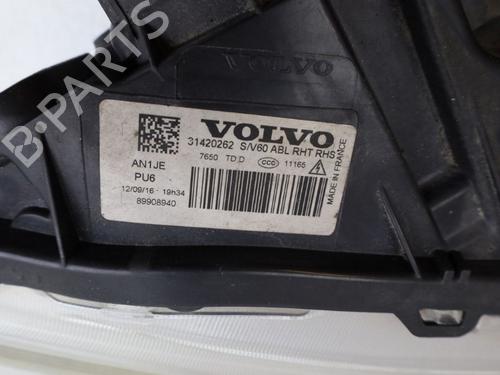 Right headlight VOLVO V60 I (155) D4 | BP32229006C29 