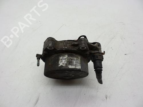 Used Vacuum pump Vacuum pump SAAB 9-3 Estate (E50) 1.9 TiD (150 hp) 18619077 18619077