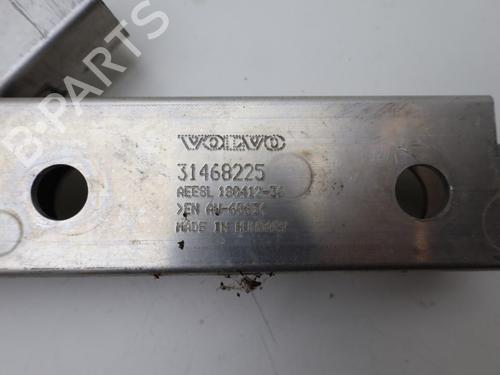 Støtte VOLVO V60 II (225) D3 | BP29053134C155