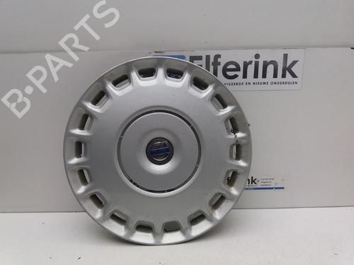 Used Hub cap VOLVO S60 I (384) D5 (163 hp) 18634025